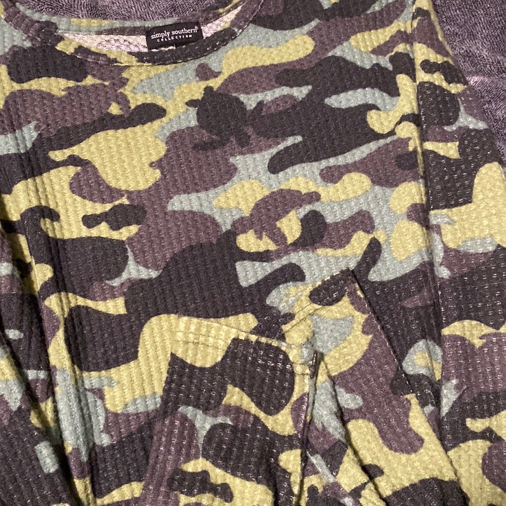 Simply southern camo long sleeve size 2XL